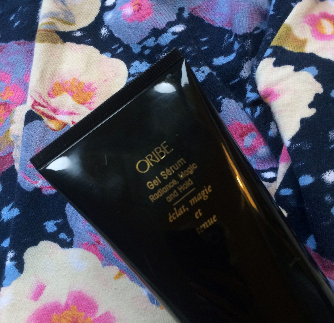 Anti-Frizz Magic: Oribe Gel Serum